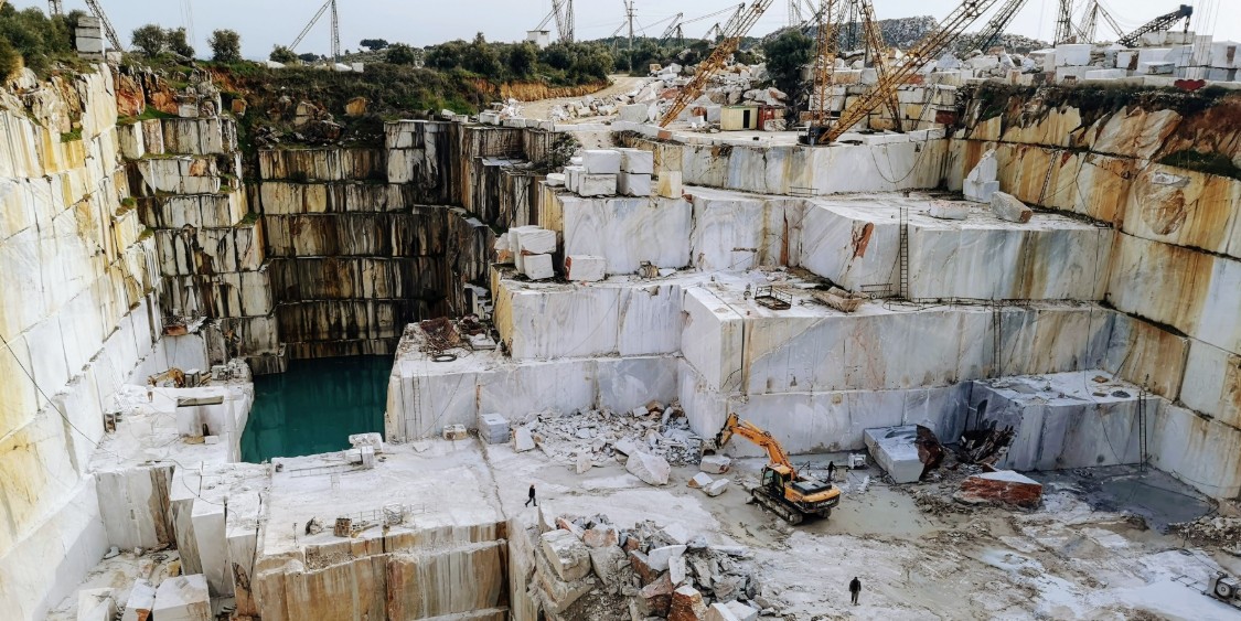 4 Common Quarrying Risks & How to Control Them